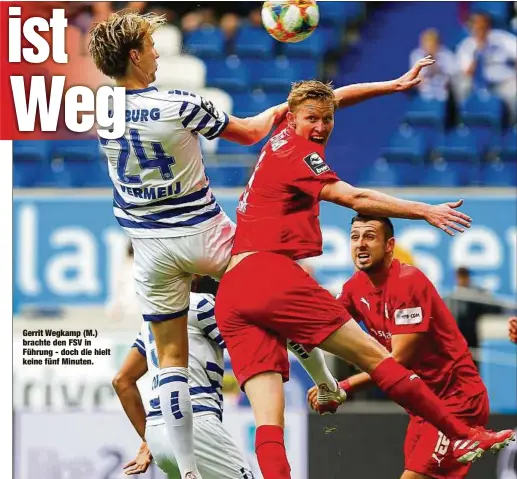  ??  ?? Gerrit Wegkamp (M.) brachte den FSV in Führung - doch die hielt keine fünf Minuten.