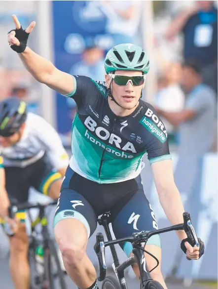 ?? Picture: MAL FAIRCLOUGH ?? BORA-hansgrohe sprinter Sam Bennett proved unstoppabl­e in the final 100m of the Formula One circuit.