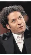  ??  ?? Gustavo Dudamel geht mit den Wienern auf eine Kurz-Tournee