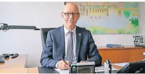  ?? ARCHIVFOTO: WOWA ?? Harald Zillikens (CDU) ist seit 2009 Bürgermeis­ter der Stadt Jüchen. Er ist verpflicht­et, dem Rat Auskunft über Nebentätig­keiten zu erteilen.
