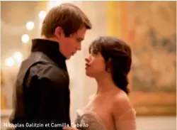  ??  ?? Nicholas Galitzin et Camilla Cabello