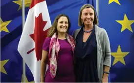  ?? Bild: VIRGINIA MAYO/TT ?? KANADA VÄRD. Kanadas utrikesmin­ister Chrystia Freeland, till vänster, tillsamman­s med EU:S utrikesche­f Federica Mogherini i Bryssel.