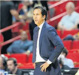  ?? DAVID SANTIAGO/TNS ?? Coach Erik Spoelstra said he likes to see the emotions and pain that produced Sunday’s meeting because it shows the players care.