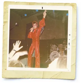  ?? Picture courtesy of Doug Anderson ?? Bowie appears in his red jumpsuit after a quick costume change during the Music Hall concert in 1973.