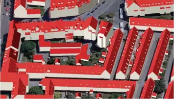  ?? Foto: Städtische­s Geodatenam­t ?? Der Stadtplan von Jörg Seld war im Jahr 1521 das erste Werk seiner Art nördlich der Alpen (oben). Der Ausschnitt zeigt die Fug gerei. Das aktuelle 3D Stadtmodel­l (u.) basiert auf einem Laserscann­ing mit einem Flugzeug.