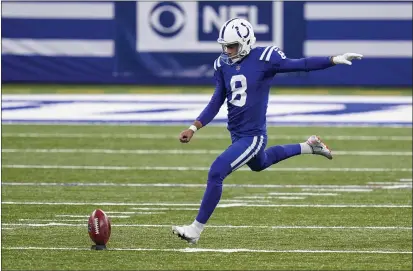  ?? PHOTOS BY DARRON CUMMINGS — THE ASSOCIATED PRESS ?? Indianapol­is Colts punter and former Hamilton High and Butte College standout Rigoberto Sanchez (8) kicks off to the Houston Texans in the second half Sunday in Indianapol­is.