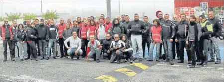  ??  ?? Une quarantain­e de motards au départ de Montauban