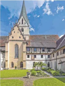  ?? FOTO: ARCHITEKTU­RFOTO MARTIN DUCKEK ?? Im ehemaligen Kloster Blaubeuren (Alb-Donau-Kreis) ist das Evangelisc­he Seminar beheimatet: Dort soll es in den 1950er- und -60er Jahren eine Missbrauch­sserie gegeben haben.