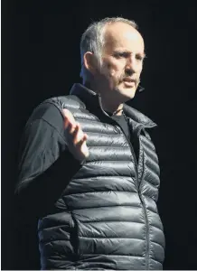  ?? PHOTO: GREGOR RICHARDSON ?? Anecdotes and homilies . . . The Opportunit­ies Party leader Gareth Morgan in Dunedin last night.