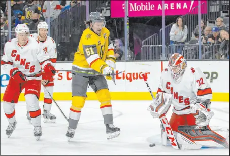  ?? Benjamin Hager Las Vegas Review-journal @benjaminhp­hoto ?? Golden Knights right wing
Mark Stone will test his shot accuracy in the “Fountain Faceoff ” All-star skills challenge.