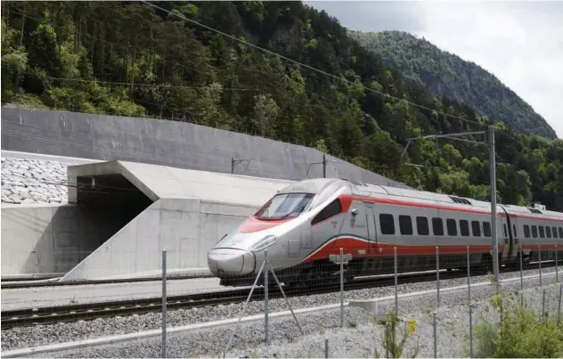  ?? Agence France-presse ?? An Italian train passes by the Gotthard Base Tunnel through Alps in Switzerlan­d.