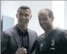  ?? FOTO: JUVENTUS ?? Allegri y CR7 El luso será titular