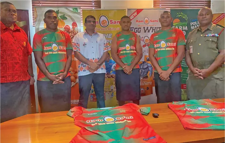  ?? Photo: Sereana Salalo ?? Ram Sami Army 7s head coach Dale Tonawai (first from left), Ram Sami business developmen­t manager Abdul Shameer (third from left) Ilisoni Bureilobau (4th) and Major Elia Rokowailoa (sixth) during their training apparrel handover at the valelevu, Nasinu on February 2, 2023.