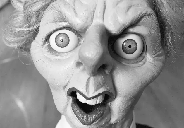  ?? ALASTAIR GRANT/ THE ASSOCIATED PRESS FILES ?? The Margaret Thatcher puppet on Spitting Image, a wildly successful British satire of the 1980s, was “the star of the show,” says producer John Lloyd.