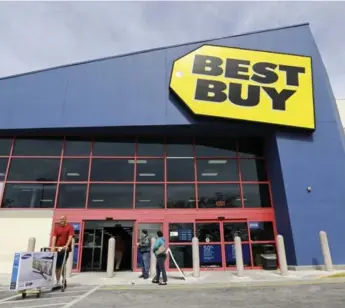  ?? ALAN DIAZ/THE ASSOCIATED PRESS ?? Best Buy CEO Hubert Joly said the chain has now delivered nearly 24-per-cent growth for two straight quarters.