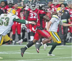  ?? KAISER ED ?? Roy Finch of the Stampeders returns a punt 81 yards for a touchdown during Calgary’s pre-season victory over the Edmonton Eskimos on Sunday.