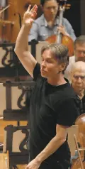  ?? Liz Hafalia / The Chronicle 2015 ?? EsaPekka Salonen, now S. F. Symphony music director, conducts the Symphony in rehearsal 2015.