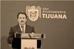  ?? Foto: notimex ?? El alcalde de Tijuana se unió a otros territorio­s para solidariza­rse con las familias.