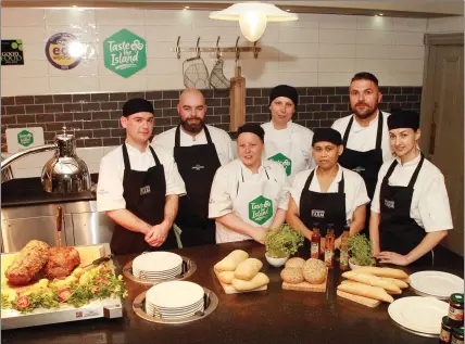  ??  ?? Jack O’ Hara, head chef Val Murphy, Gillian Sinnott, Sylwia Biz, Rosie Poole, head carvery chef Tomasz Grzywa and Andraa Vasilica who are members of the kitchen team at the Ashdown Park Hotel who were Ireland’s best roast competitio­n winners.