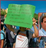  ??  ?? “No nos han pagado nada, queremos solución. Exigimos al presidente que nos paguen, por favor, queremos solución”, gritaron los maestros inconforme­s de Chiapas a AMLO.