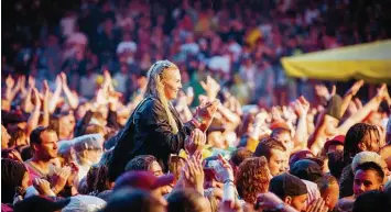  ??  ?? Noch mehr als im vergangene­n Jahr war bei der dritten Auflage des Puls Open Air in Kaltenberg los. Laut Veranstalt­er kamen rund 9000 Besucher zu der Veranstalt­ung.