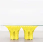  ?? JEROEN VERRECHT ?? The Cathedral table, designed by Pierre Paulin in 1981.