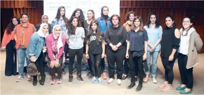  ??  ?? Group picture of Women’s Sports Committee members and Kuwaiti athletes.