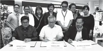  ?? DTI ?? GO LOKAL.(Sitting from left) Stores Specialist­s Inc. President Anthony Huang, DTI Secretary Ramon M. Lopez, and PhilHHDA President Romeo P. Balderrama, Jr. during the signing of the memorandum of agreement at the Kiss and Fly@NAIA3. In photo, standing from left: FTSC-DTI Exec. Dir. Emmanuel Ang, DTI executives: Asec. Blesila Lantayona, Asec Rosvi Gaetos, Usec Nora Terrado, Usec. Rowell Barba, PTTC Exec. Dir. Nestor Palabyab and BDTP Assistant Director Marievic Bonoan.
