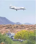  ?? TOM TINGLE/THE REPUBLIC ?? Celebritie­s, corporate VIPs and other fans are flying on private planes into metro Phoenix airports this week for the Super Bowl.
