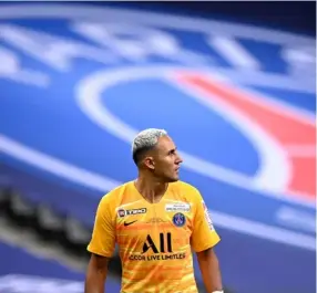  ?? AFP ?? Keylor Navas suma tres cetros en su primera temporada con el PSG. Ahora, el tico va por su Orejona con los parisinos.