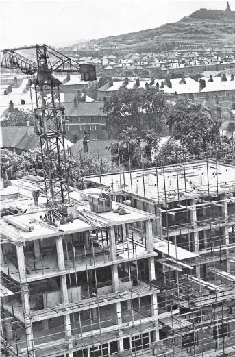  ??  ?? New horizons open up with the view from the top of a Dryburgh multi in Dundee in 1963, main picture; and below, two scenes from the scheme in 1964.