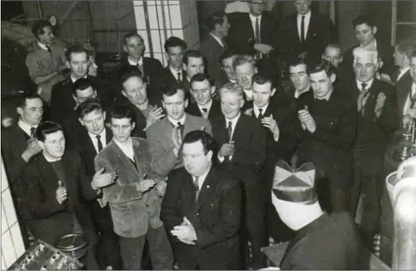  ??  ?? Cardinal Conway blessing the brewhouse in the Harp Lager Brewery in 1965. Included are J. Rogers, P. Nash, J. Brodigan, T. Hickey, J. Gartland, J. Rogers, S. Craven, P. Traynor, T. Gernon, M. Lynch, A. McManus, P. Pepper, J. Flanagan, N. Martin, P....
