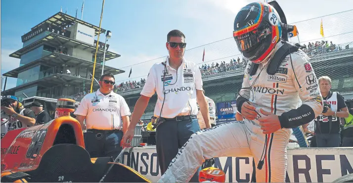  ?? Foto: GETTY ?? Alonso, en una foto de su debut en las 500 Millas de Indianápol­is en 2017, con Mclaren y el conjunto Andretti Autosport, con motor Honda, el equipo con el que lo tenía todo de cara para correr esta edición hace semanas