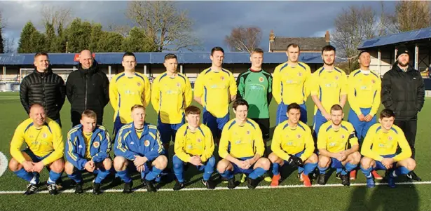  ??  ?? ●●The Lancashire and Cheshire League team ahead of their game against the Lancashire Amateur League