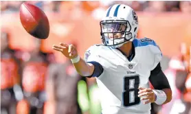  ??  ?? Marcus Mariota, pasador de los Titanes de Tennessee