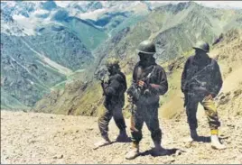  ?? PHOTO DIVISION/DEFENCE WING ?? ■
Indian soldiers during Kargil war.