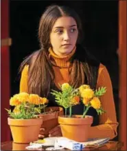  ??  ?? Rebecca Stern plays Tillie in “The Effect of Gamma Rays on Man-in-the-Moon Marigolds.’