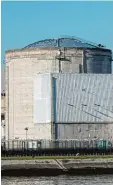  ?? Foto: dpa ?? Das umstritten­e alte französisc­he Atom kraftwerk in Fessenheim.