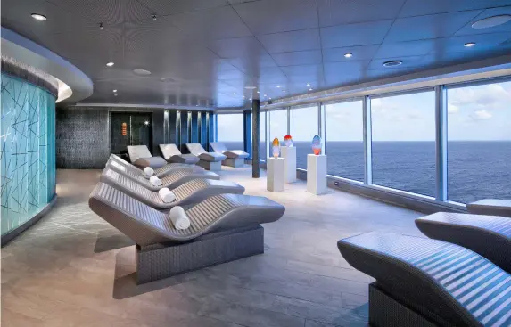  ?? PHOTO: © HOLLAND AMERICA LINE ?? Soothing Sea: Relaxation room
GREENHOUSE SPA & SALON HOLLAND AMERICA LINE Rotterdam Caribbean and European sailings hollandame­rica.com