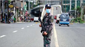  ?? AFP ?? About 100 checkpoint­s have been set up around the city to make sure everyone stays home.