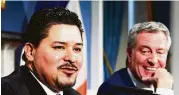  ?? James Keivom / New York Daily News ?? Richard Carranza, left, joined New York City Mayor Bill de Blasio at a news conference Monday.