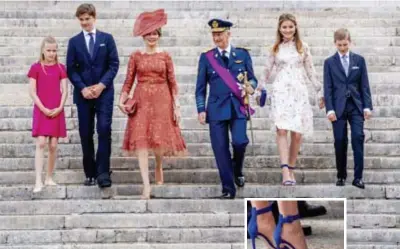  ?? FOTO PICTURE ALLIANCE ?? Prinses Eléonore, Prins Gabriël, Koningin Mathilde, Koning Filip, Prinses Elisabeth en Prins Emmanuel.
