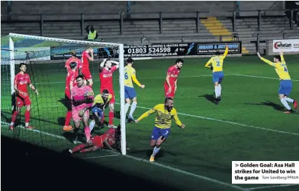  ?? Tom Sandberg/PPAUK ?? Golden Goal: Asa Hall strikes for United to win the game