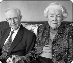  ??  ?? T. Sidney Cadwallade­r and his wife, Carolyn, of Pennswood Village in Middletown Township.