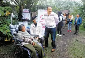  ??  ?? El secretario de Salud local.