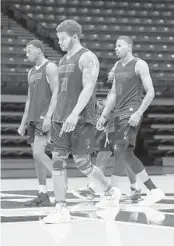  ?? K.C. ALFRED U-T ?? San Diego State’s Matt Bradley (front) and Keshad Johnson (right) are two of the team’s many veterans.