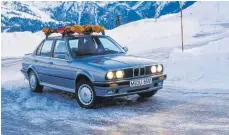  ?? FOTO: BMW AG/DPA ?? Wer gern in den Winterurla­ub fährt oder in schneereic­hen Regionen wohnt, kann mit Allradantr­ieb besser vorankomme­n.