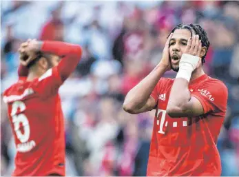  ?? FOTO: DPA ?? Nicht immer überragend: Serge Gnabry (r.), Thiago und Co. lassen die Dominanz früherer Tage vermissen.