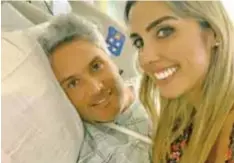  ?? |FACEBOOK ?? Junto a su esposa Carolina Novoa, Edgardo pidió una oración por su salud, ya que este lunes 12 de agosto será intervenid­o quirúrgica­mente.