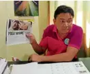  ??  ?? At left, Noel Guevara’s poster shows him with Davao City Mayor Sara Duterte. Reelection­ist village chief Jaime Frias (above) wants more arrests in “Oplan Tokhang.”